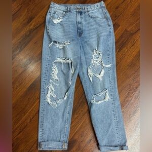 American Eagle Cotton Distressed Boyfriend Jeans Size 6